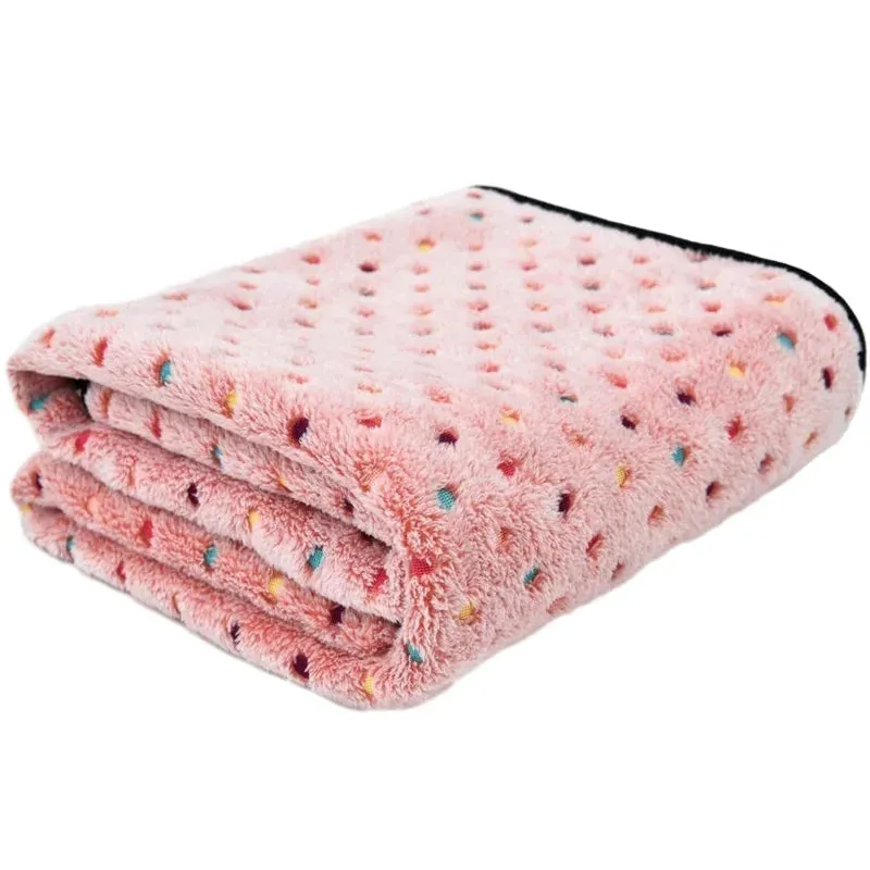 Cozy Dot Pattern Coral Fleece Pet Blanket for Cats and Dogs