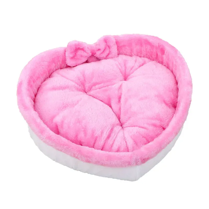 Pat and Pet Emporium | Pet Beds | Heart-Shaped Dog Cats Nest